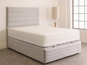 Britain bed with side panels bed