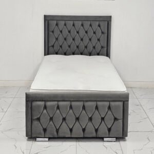 Britain Hilton lower bed with mattress